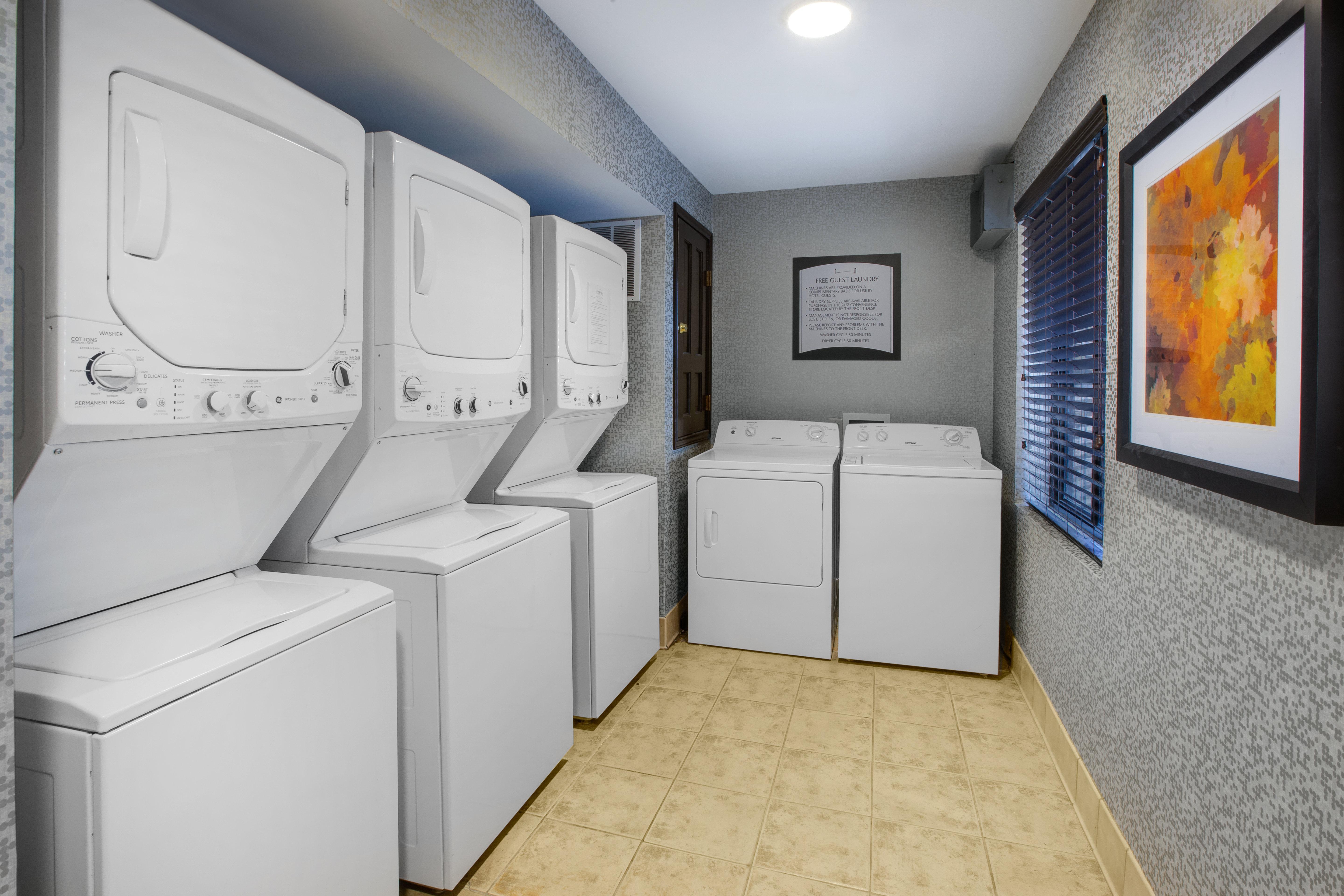 Staybridge Suites Louisville - East By Ihg Екстериор снимка