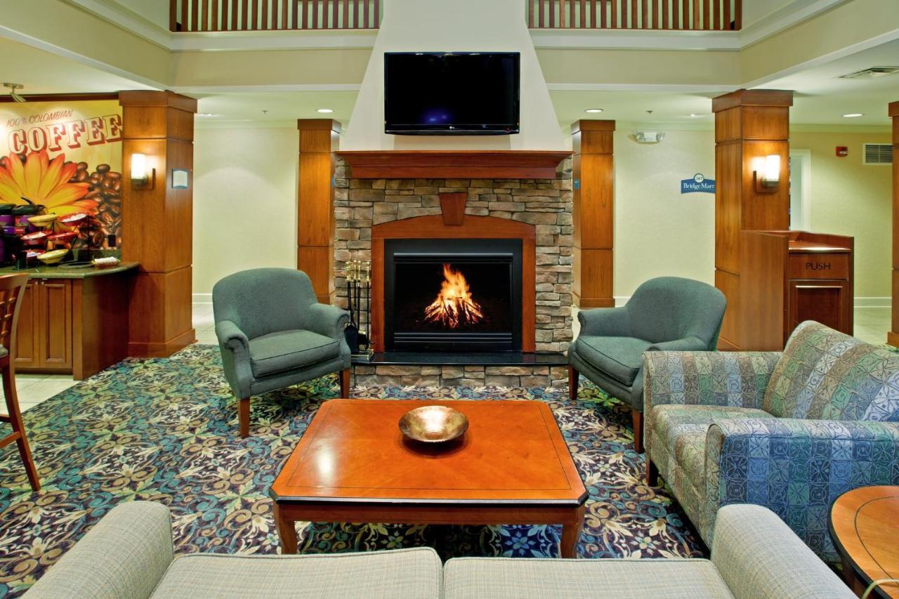 Staybridge Suites Louisville - East By Ihg Екстериор снимка
